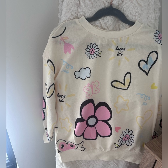 SHEIN Other - SHEIN Cream and Black Graphic Top